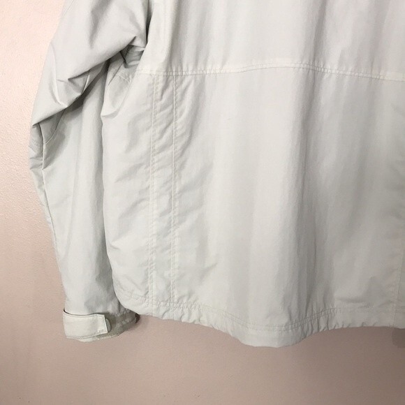 L.L. Bean mens zip up nylon jacket with zippered pockets size large outdoors - Picture 10 of 12